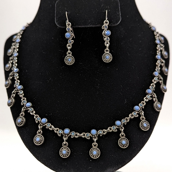 Premier Designs Dangle Necklace & Matching Earrings Silvertone Blue Crystals - Picture 1 of 8